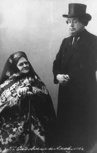 Ольга Осиповна Садовская — Кабаниха и Николай Капитонович Яковлев — Тихон, 1910—1911 гг